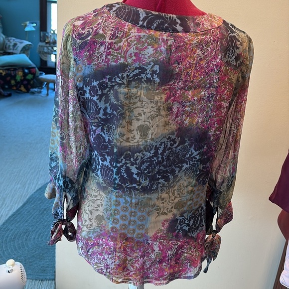 Coldwater Creek  silk blouse sheer sleeves  V-neck/buttons  pink blue sage NWT - Picture 11 of 15